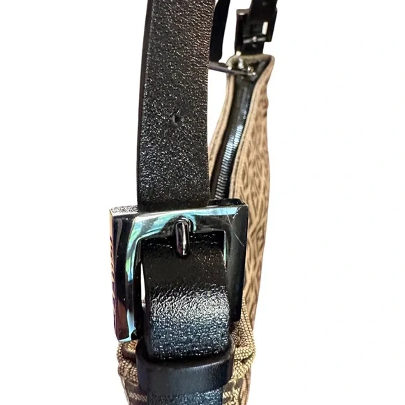 Fendi Brown and Tan Shoulder Bag with Iconic Monogram - Picture 6 of 12